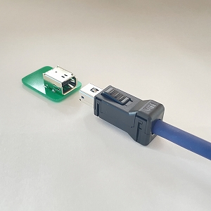 MUF connector